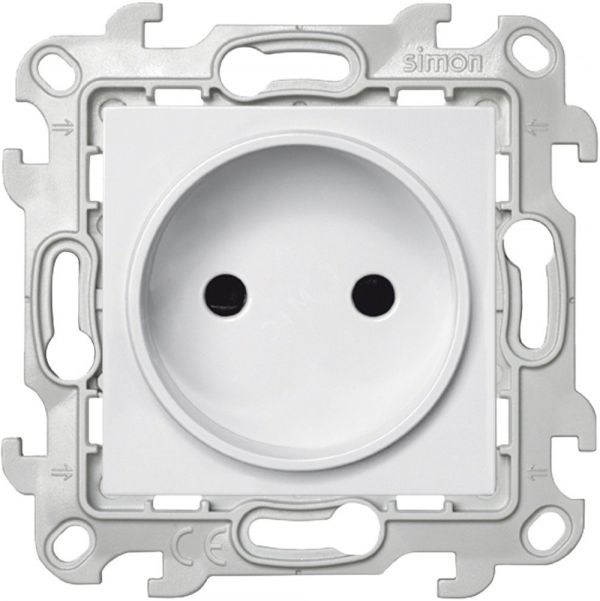 Розетка 2К с защитными шторками, белый