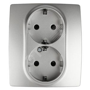 Розетка однофазная двойная скрытого монтажа, в рамку с заземлением со шторками алюминий 16А 250В IP20 автоматические (безвинтовые) зажимы 12-2104-03 Эра 12