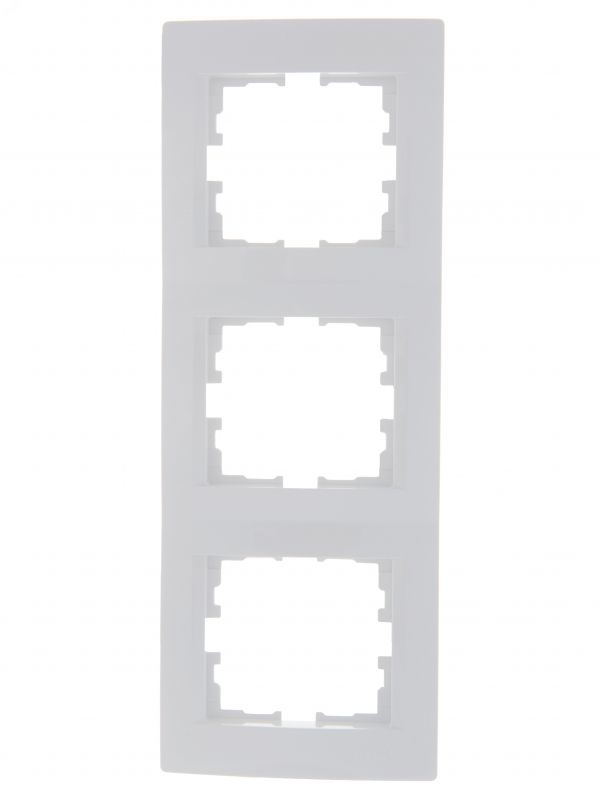 KARINA Рамка 3-ая вертикальная б/вст белая (10шт/120шт)