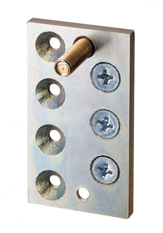 Блокировка предотвращающая установку в корзину аппарата с другим номинальным током MIP