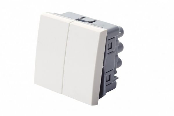 Выключатель двухклавишный 45 х 45 мм 10 A - 250 В,белый