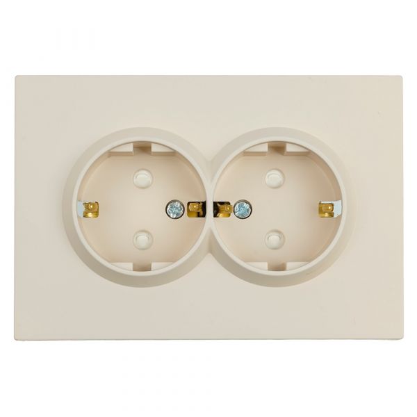 Розетка 2-местная с защитной шторкой с/з 250В 16А кашемир soft touch серия Эмили STEKKER