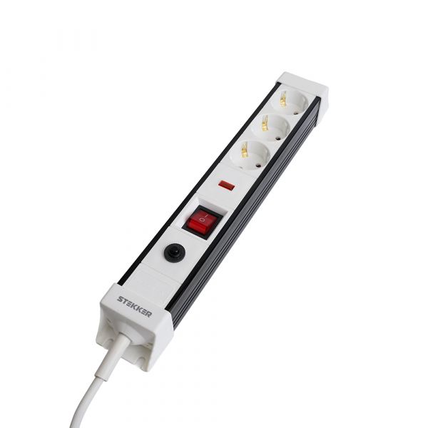 Фильтр сетевой 3-местный с/з 3x1 мм2 5 м 250 В 16 А белый HM22-31-05