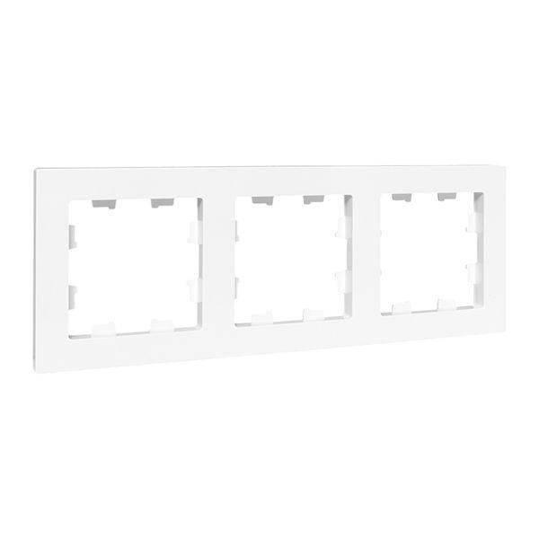 Эпика Рамка 3-местная белый пластик EKF