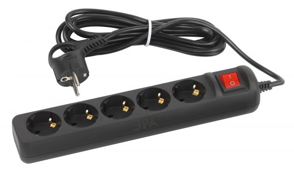 Удлинитель электрический UX-5es-1,5m-B с заземлением с выключателем 5 розеток 1,5м ПВС 3x0,75мм2 черный