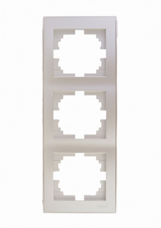 Рамка RAIN тройная вертикальная жемчужно-белый перламутр с боковой вставкой