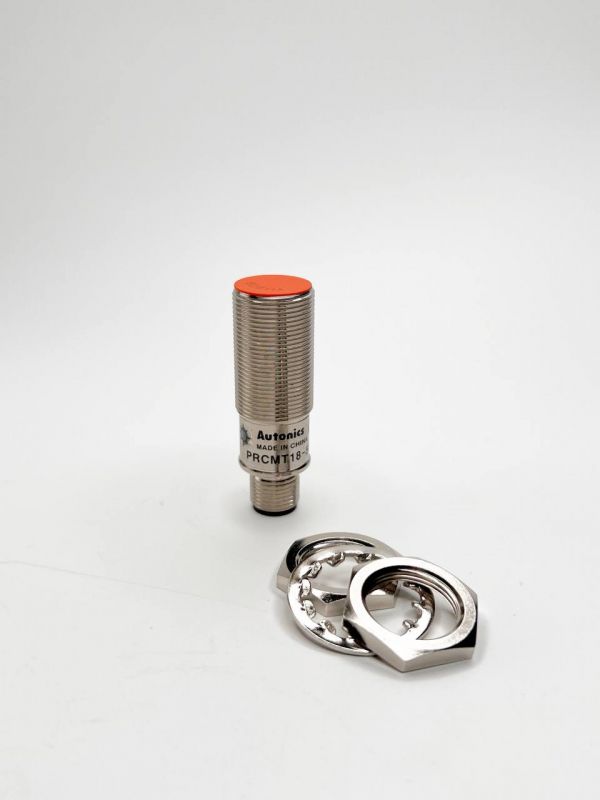 Цилиндрический индуктивный датчик приближения PRCMT18-5DC