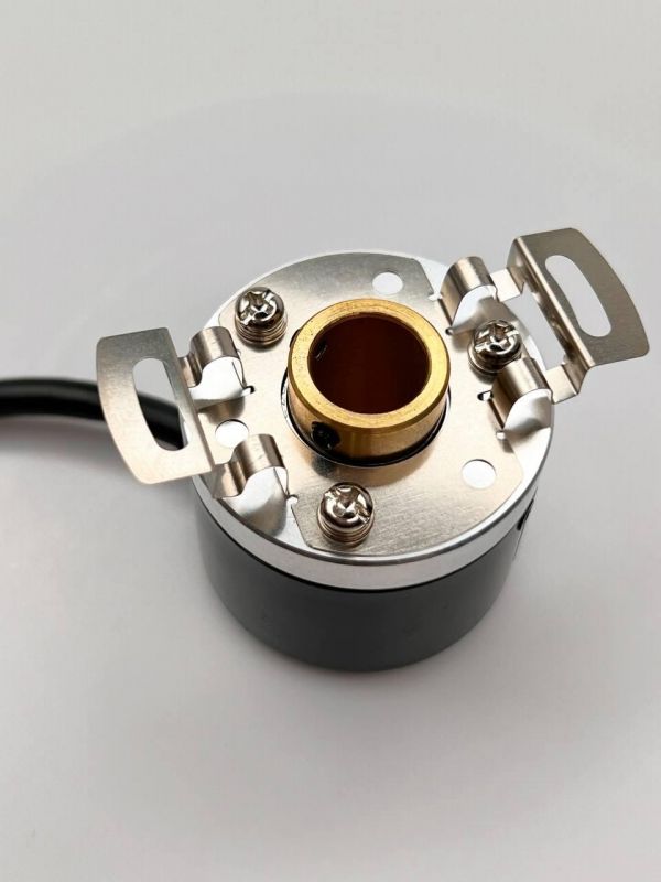 Энкодер инкрементальный в компактном корпусе ?40мм (с полым сквозным валом) E40H12-1500-6-L-5