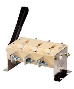 ВР32-37 А 30120-00 УХЛ3, 400А, несъёмная боковая рукоятка, 3-х полюсный на одно направление, IP00, выключатель-разъединитель  (ЭТ)