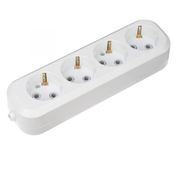 Колодка 4 гнезда c заземлением