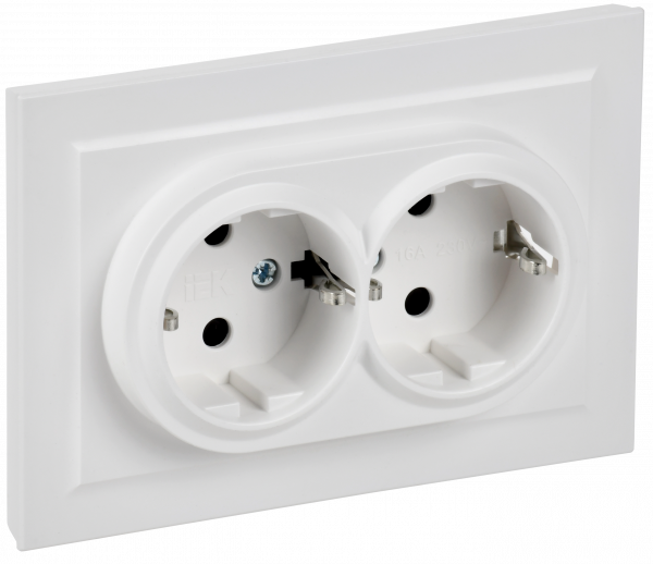 BRITE Розетка 2-местная с заземлением с защитными шторками 16А в сборе РСш12-3-БрАБ арктический белый IEK