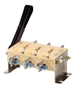 ВР32-35 А 30321-00 УХЛ3, 250А, несъёмная боковая рукоятка, 3-х полюсный на одно направление, со вспомогательными контактами, IP00, выключатель-разъединитель  (ЭТ)