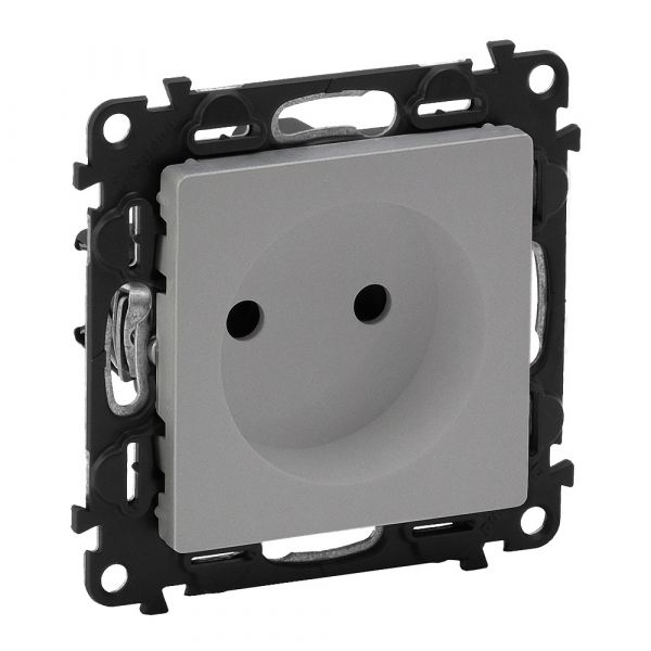 Valena LIFE Розетка силовая 2К 16А 250В c лицевой панелью алюминий со шторками безвинтовые зажимы