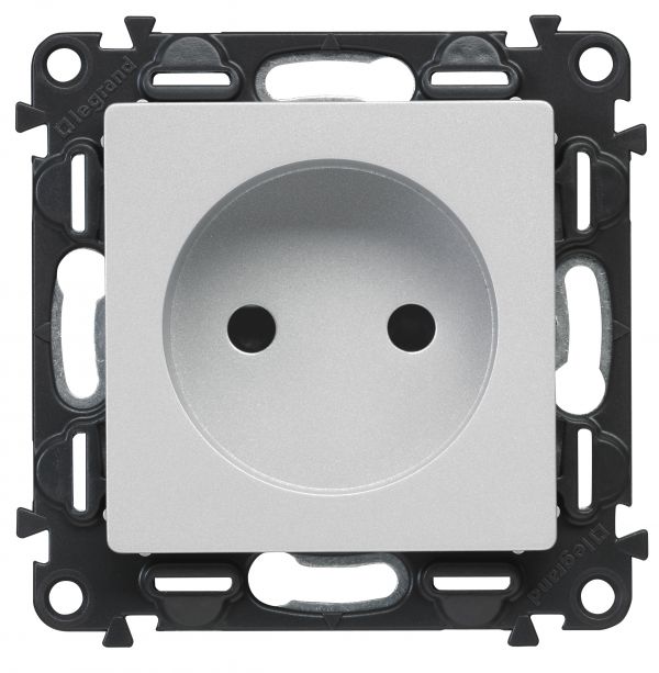 Valena LIFE  Лицевая панель силовой розетки 2К  Алюминий