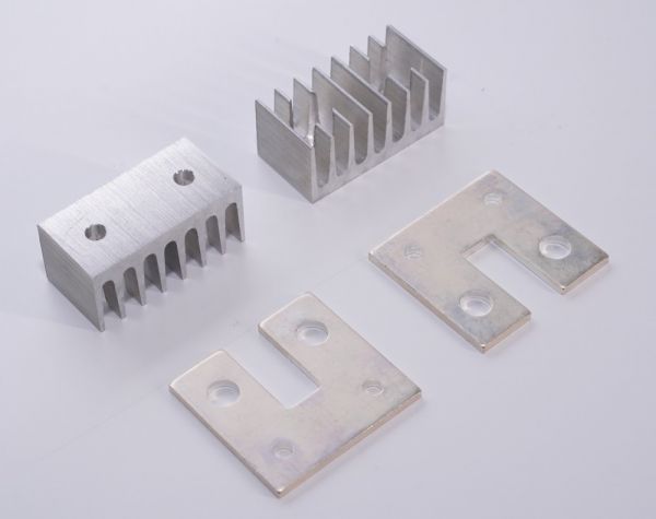 ШИНА ПОДКЛЮЧЕНИЯ DC ДЛЯ SD250 3P/4P