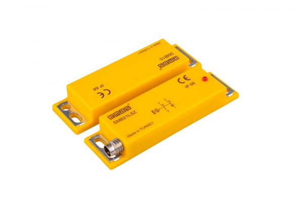 Магнитный датчик (2НЗ), разъём M8*4 (расст. сраб. 5мм), индикация LED, левый выход, IP68