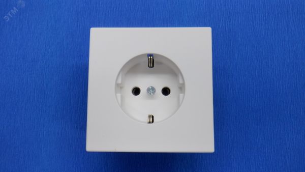 Розетка SCHUKO, дюропласт, белый матовый
