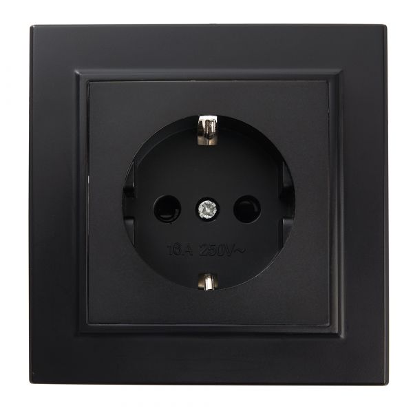 Розетка одноместная с/з,с защитной шторкой,250В, 16А,  серия Эрна, черный Stekker