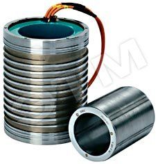 ВСТРАИВАЕМЫЙ СИНХРОННЫЙ ДВИГАТЕЛЬ ПРОМ.КОНТ. 600 В, 105 K, IP00, 4-ПОЛЮСНЫЙ, ОТДЕЛЬНЫЕ КОМПОНЕНТЫ: РОТОР, СТАТОР, 12 НM, IN=44 A, 22 КВТ, NN=17500ОБ/МИН, НМAX=40000ОБ/МИН, НЕОБХОДИМЫ VPM И ПУСКОРЕГУЛИРУЮЩИЙ ДРОССЕЛЬ